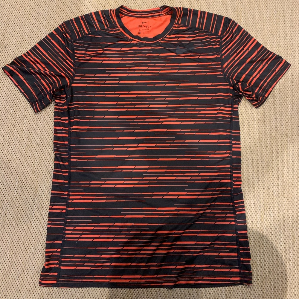 Nike dri-fit tee